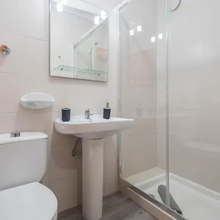 - Cozy Ground-floor Flat *