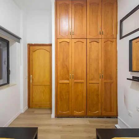 - Cozy Ground-floor Flat *
